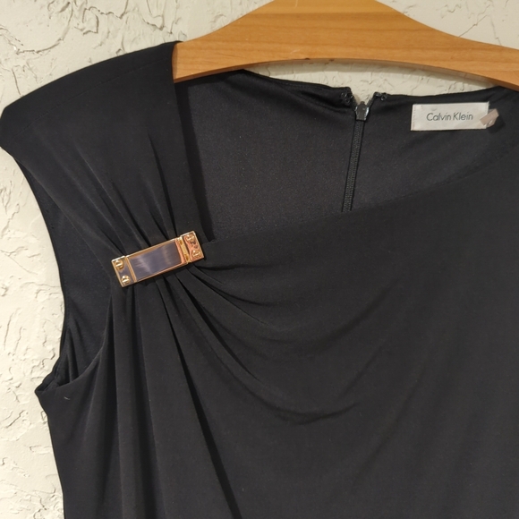 Calvin Klein Black Sheath Dress - Women's Size 6 Knee Length Gold Accent Classic - Picture 4 of 14